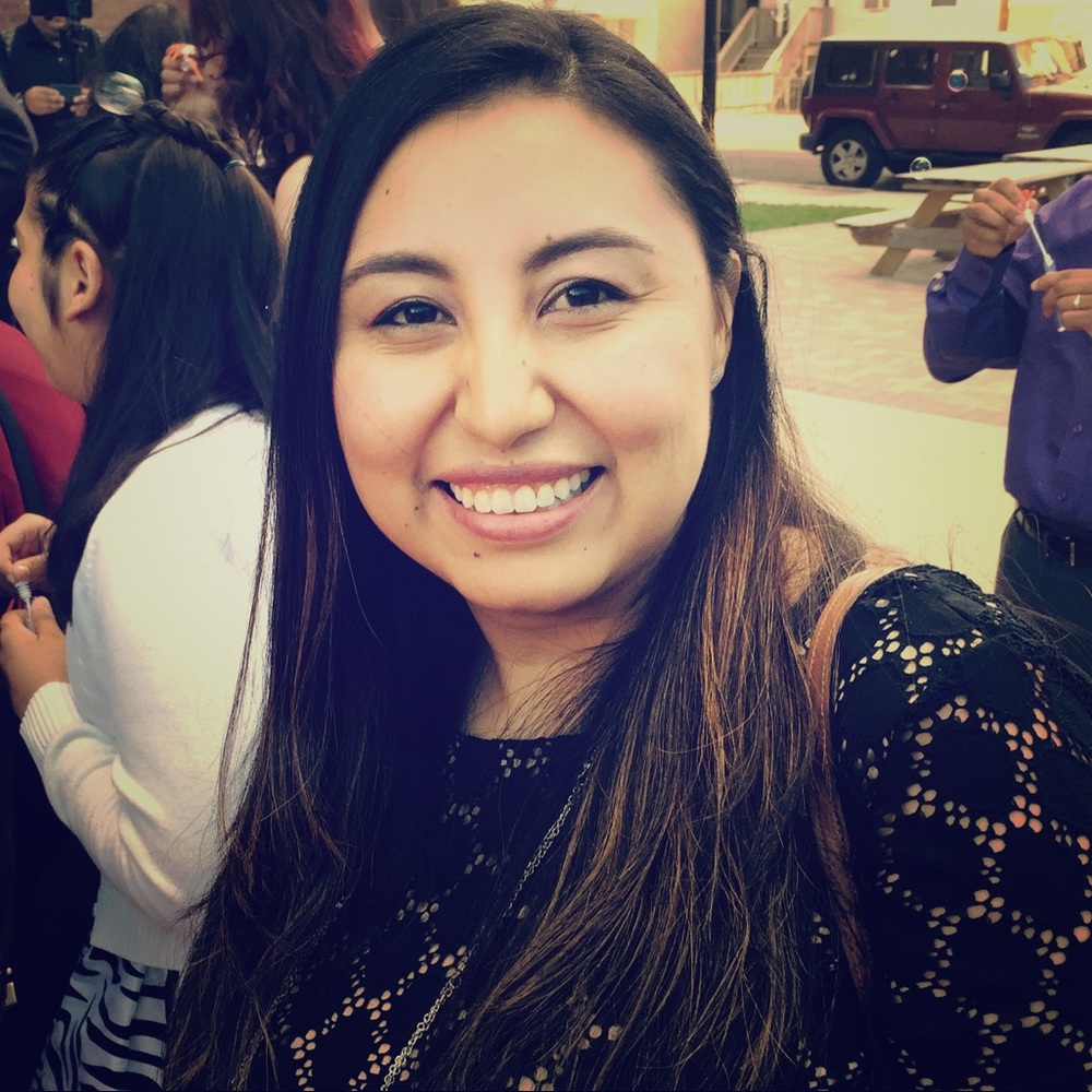 Meet your Posher, Elvia